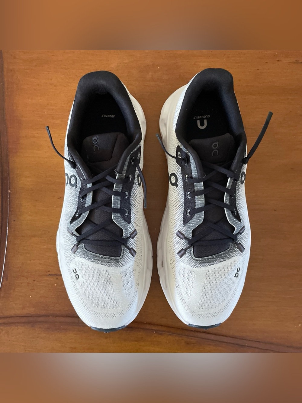 On Cloud On Running Cloudtilt Black Ivory 3WE10051430 Womens Sz 7.5 - Picture 10 of 13